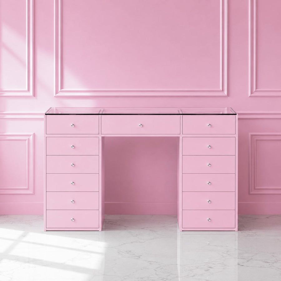 Produit Princess Room présenté sur une coiffeuse